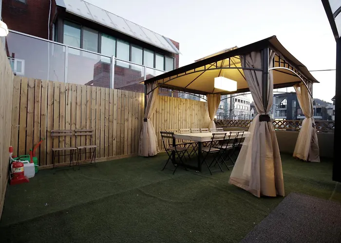 House Rooftop 4br And 3bath Bbq *